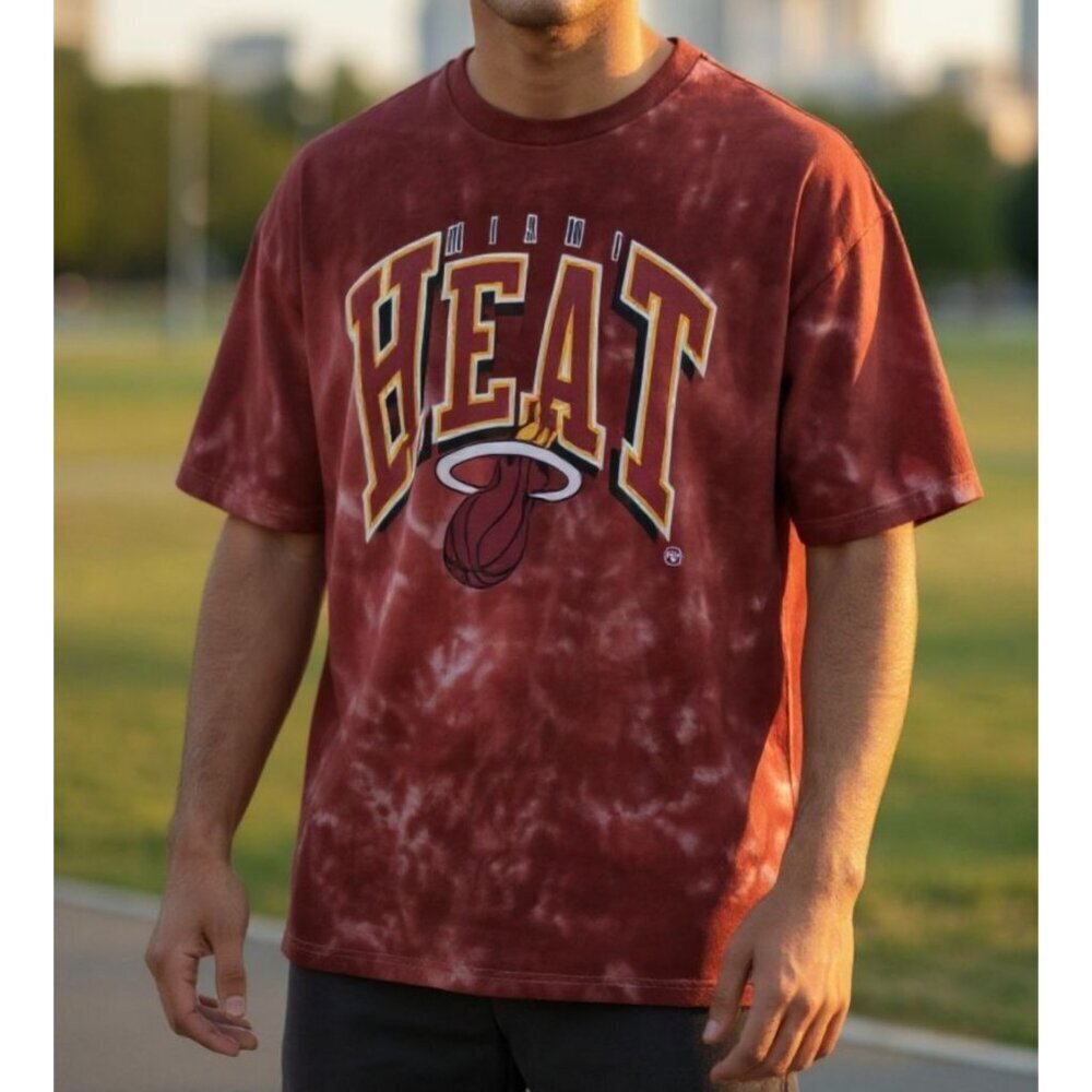 Men's Miami Heat '47 Red Vintage Tie Dye Tubular T-Shirt Men's Size Large NWT